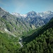 bella visione della Val Codera salendo in Cima al Bosco a circa 1200 m. con il Pizzo di Prata, il Monte Beleniga, Sass Becche e il Monte Gruf .