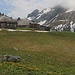 Bei der Alp Gros Jable (1824m) rastete ich ei zweites Mal und genoss die warmen Sonnenstrahlen.