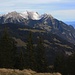 Aussicht vom  Jänzi (1738m) aufs nahe Pilatusmassiv mit den vier tollen Gipfel: Widderfeld (2076m), Tomlishorn (2128,5m), Esel (2118,7m) und Matthorn (2041,3m).