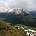 Aussicht vom Grat beim P.2066m hinunter zur Alp Gros Jable (1824m).