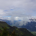 Die Wolken lichten sich - vielversprechender Tiefblick ins Rheintal