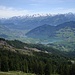 Lauerzersee, Rigi-Massiv, Schwyzer Talkessel, im Hintergrund die Gipfel der Zentralschweizer Alpen