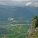 Wow, was für ein Tiefblick hinunter ins Inntal! Jenseits grüßt das Mangfallgebirge.