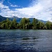 Die Maggia in Ascona kurz bevor sie in den Lago Maggiore fliesst. Einen Tag nach dem Hochwasser ....