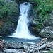 Bella cascata nei pressi del bivio per la Capanna Cornavosa.