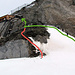 Hüttenaufstieg am Fixseil (rot) = erschwert / Empfohlener Aufstieg via Wechte (grün).