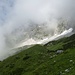 Bald wird der offizielle Steig verlassen und Wolken steigen auf