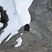 Tiefblick vom Rotbrätthorn zur Hütte