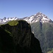 Beeindruckt mich immer wieder, wie sich der Bristen 2500m über dem Reusstal erhebt. Ein schöner Berg.