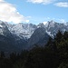 schöner Blick ins Wetterstein mit Waxensteinkamm und Jubiläumsgrat von Alp- zur Zugspitze