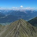Rechts im Tal Innsbruck und links das Karwendel.