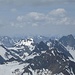 unscheinbar in der Mitte Schaufelspitze und Stubaier Wildspitze