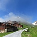 ... und den schönen Blick auf die Alp - sowie Niwen-Vorberge und Faldumrothorn freigeben