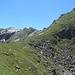 In der steilen Querung des Fünfmandling mit Blick zum Molterfeldgeier. Dahinter der schärfere Grat zum Westl. Salzachgeier