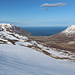 Im Aufstieg zum Geldingafjall - Ausblick zur Bucht Njarðvík.