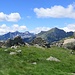 Ruinen der Alpe Groppo, hinten Cistella und Diei