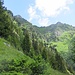 Im Val Pradöir, links der gezackte Gipfel der Cima di Pinadee