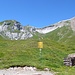 Die Tour auf einen Blick: Links Mittelegg, unverkennbar der Spitz des Tüfels Chilchli und rechts der Calanda.