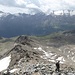 Steiler Abstieg und Weitblick ins Tal