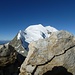 auf dem Gipfel des Piz Cambrena mit Blick zum Piz Palü (erstaunlich grosse Felsbrocken säumen den Gipfelbereich)