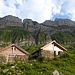 zwei schöne Hütten bei Oberchellen