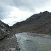 Blick vom Gletscher zurück; rechts oben der Schmied, das GK steht auf der nach rechts geneigten Kuppe