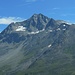 Die formschöne Vertainspitze im Zoom - auch ein Dreitausender, der von einigermaßen erfahrenen Bergwanderern durch das Rosimtal bestiegen werden kann