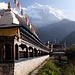 Upper Pisang wird von der Annapurna II überragt.