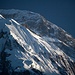Teleaufnahme der Gipfelregion der Annapurna II (7937m).
