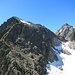 Rot: unsere Aufstiegsroute über den Westgrat<br />Gelb: unsere Abstiegsroute über den NE-Grat