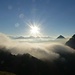 ...frühen Morgen, wenn im Osten die Sonne aufgeht! Whow, so beginnt ein schöner Urlaubstag!<br /><br />Ganz rechts schon die Felsrampe des Kleinen Solsteins (2637 m) 