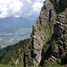 die steilen Wände der Rochers d'Eusin