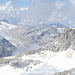 Monte Adamello e a destra il Monte Gabbiolo (m.3458) più o meno alla mia altezza.