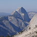 Half Dome, gesehen von einem Aussichtspunkt nahe beim Olmsted Point