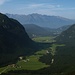 Blick über das Leutascher Tal zu den nördlichen Stubaiern