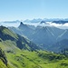 Blick zu den drei Bernern mit schöner Stimmung