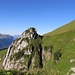 Ein wohl alter Alpweg ermöglicht die Querung zur Alp Schofwis