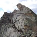 Nochmal die Vorderseite der Sphinx mit dem Riss unterhalb.