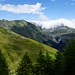 Blick zurück von P 2008 auf Alpe Vamlera und Al Bocc - der Nordföhn ist noch stark