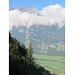 Bisennebel um die Berge.<br />Unten der Flugplatz mit "meinem" Hangar