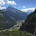im schweisstreibenden Aufstieg zur Weisshornhütte (Blick nach Täsch hinunter)