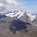 Aussicht von der Kreuzspitze. In der Mitte die Weisskugel, der zweithöchste Berg der Ötztaler Alpen.