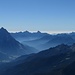 Was für ein Tag! Sonne, keine Wolken, kein Wind - und makellose Dolomiten-Unendlichkeit liegt uns heute zu Füßen (Foto "in Originalgröße" ansehen!).