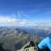 aus Richtung Westen vom Arlberg her ziehen viele Wolken herbei