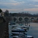 Rimini (5m): Ponte di Tiberio.<br /><br />Die Brücke über die Marecchia stammt aus der Zeit des römischen Kaisers Tiberius. Der Fluss hiess im Altertum Ariminus, der der Stadt Rimini ihren Namen gab. Die Brücke wurde bach siebenjähriger Bauzeit im Jahr 21 vollendet. 
