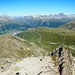 Vista verso Muottas Muragl e, dietro, le Alpi dell'Albula