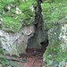 Eingang zu den Engelstein Höhlen.