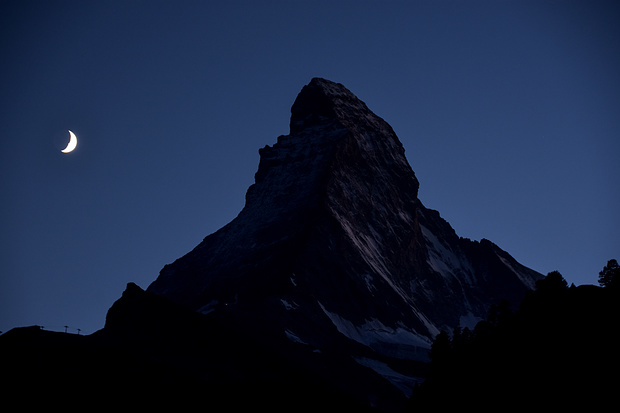 Matterhon by Night