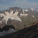 Aussicht vom Biwak vor unserem Abstieg zum Джугутурлючат (Džuguturljučat; 3896,0m).