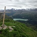Selfmade Kreuz auf einem unbenannten Gratvorsprung mit dem Kops Stausee